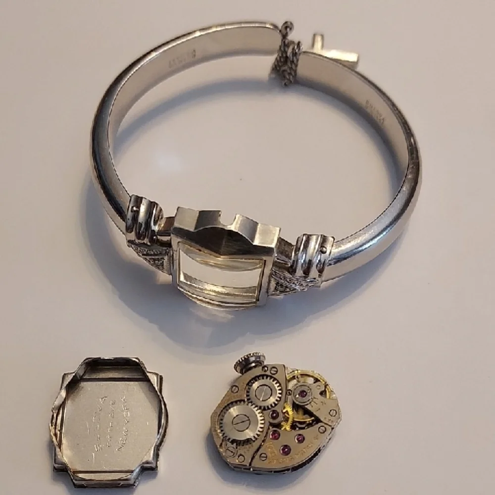 Bulova 10K Gold Filled W/ 17 Jewels Wearable Watch Bracelet